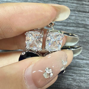 Pendientes de Diamantes E1280 en Oro Blanco, Corte Brillante Redondo, Color D, Certificados por GIA, Estilo Clásico para Compromiso - Product Image 6