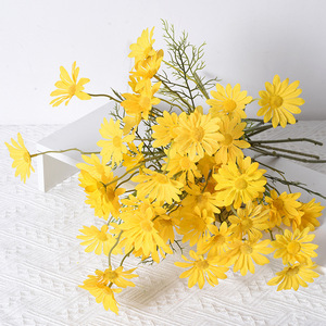 Ins Style 5 têtes minimaliste élégant camomille marguerite <span class=keywords><strong>fleurs</strong></span> artificielles pour salon décoration de la maison photographie - Product Image 5