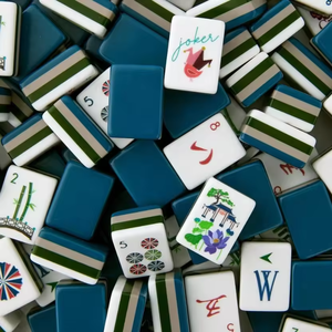Wholesale Classic Navy Blue American <strong>Mahjong</strong> <strong>Set</strong> with 160 Acrylic <strong>Mahjong</strong> Tiles for Family Game Nights - Product Image 1