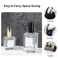 Botella de Perfume Cuadrada de Vidrio Transparente Clásica Personalizable con Tapa de Rosca Vacía de 15ml y 30ml