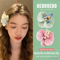 Vente en gros de pinces à cheveux en forme de fleur de phalaenopsis 3D réalistes pour femmes - Pinces à bec de canard en forme d'orchidée pour la plage, les mariages et le quotidien