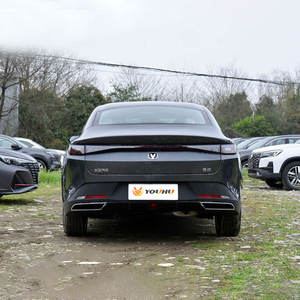 Bon marché <span class=keywords><strong>Voiture</strong></span> compacte à essence Changan de haute qualité Moteur 1.5T <span class=keywords><strong>Voiture</strong></span> à essence 170HP Changan Eado en stock - Product Image 6