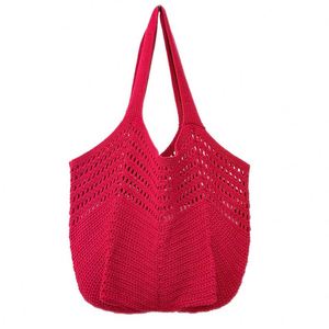 Sac tricoté en polyester grande capacité, style mode et loisirs, pour les vacances, avec motif ajouré au crochet, couleur unie, double bandoulière et ouverture pratique - Product Image 1