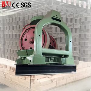 Macchina per la frantumazione della sabbia dell'argilla con il mulino bagnato della pentola e le doppie ruote per la fabbricazione del mattone e delle mattonelle che fanno le macchine del materiale da costruzione - Product Image 1