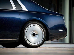 20 21 22 23 24 pulgadas 5x112 5x114,3 5x120 6x139,7 ruedas de coche de pasajeros para Benz <span class=keywords><strong>Royce</strong></span> <span class=keywords><strong>Rolls</strong></span> Cullinan Ghost <span class=keywords><strong>Phantom</strong></span> Dawn llanta plateada - Product Image 5