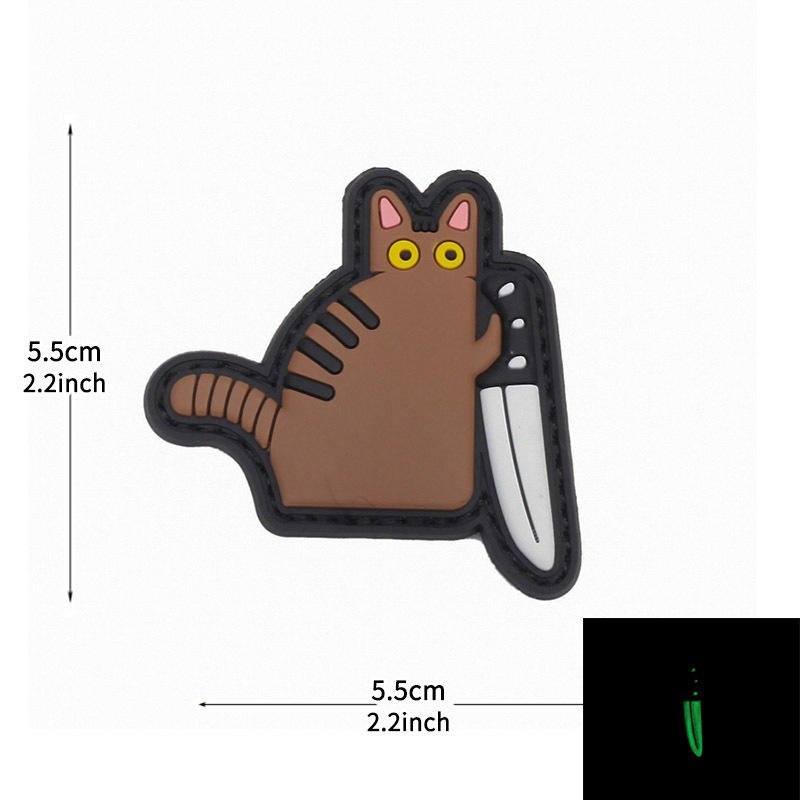 Toma el cuchillo de pesca F-3-2-4.