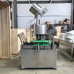 Otomatik kolay kullanım için özelleştirilmiş meyve suyu kapatma makinesi taç bira kap cam şişe kapatma makinesi