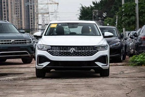 Lavida 2023 de Segunda Mano, Versión Starry Sky de Cinco Millones de Unidades, 1.5L Automático, 6 Velocidades, 40900 Kilómetros, Bajo Uso y Desgaste - Product Image 3