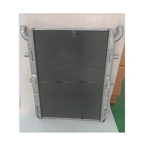 Radiador de Aluminio de Alto Rendimiento para Camiones <span class=keywords><strong>Scania</strong></span> OEM 1321888 - Product Image 1