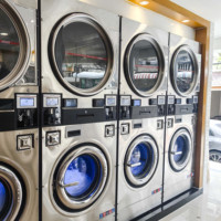 Lave-linge professionnel, Lave-linge avec sécheuse, Laveuse-sécheuse commerciale, Module de gestion à distance en option