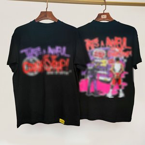 T-shirt con Stampa Stile Americano Streetwear, Silhouette Grande Stampata con le Parole 'Questa è una Bottiglia Grande di Sciroppo per la Tosse' - Product Image 3