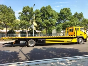 Camion de dépannage Foton 4X2 15t avec treuil puissant, camion de remorquage à plateau pour assistance aux véhicules lourds - Product Image 2
