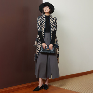 Zebra Pattern Fashion <b>Shawl</b> Triangle Scarf For Women Daily Matching Decorative <b>Wrap</b> - Product Image 3