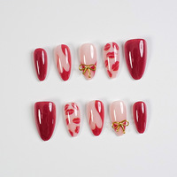 Faux ongles à presser rouge bordeaux, forme amande moyenne, avec motif lèvres et nœud doré, pour femmes, pour la Saint-Valentin, le quotidien et les soirées