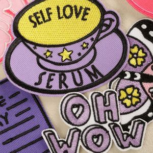 Parche termoadhesivo bordado morado con diseños de mariposa, 'Wow Girl', 'Help Girl', 'Mom Life', 'Trouble Make Book' para decoración de sombreros, sudaderas con capucha y bolsos - Product Image 4