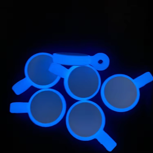 OKSILICONE – Étiquette d'identification double face en silicone phosphorescente pour animaux de compagnie (chiens et chats), échantillon gratuit, prix usine, pour colliers, laisses et harnais - Product Image 1