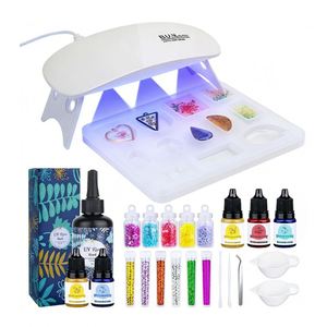 TOYSRUNNER Kit de resina DIY para pendientes, joyería, lámpara UV LED de cristal transparente, moldes de silicona, flores de lámina brillante, colgantes - Product Image 1