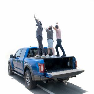 Cubierta de lona impermeable plegable en tres partes para la caja de la camioneta Ford Ranger modelo Adventure con características de Silverado - Product Image 4