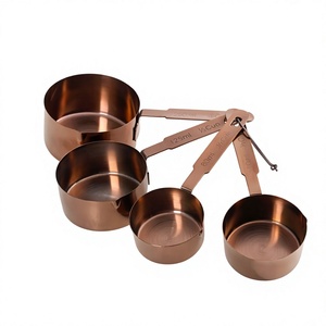 Ensemble de tasses à mesurer en cuivre antique 250 ml, outils de cuisine en métal résistants à la chaleur, lavage à la main uniquement, coffrets cadeaux de tasses à mesurer en métal - Product Image 1