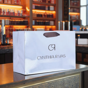 Mango de cinta de alta calidad, logotipo personalizado, embalaje plegable, triángulo plateado reflectante, lápiz labial cosmético, bolsas de papel para perfume - Product Image 1