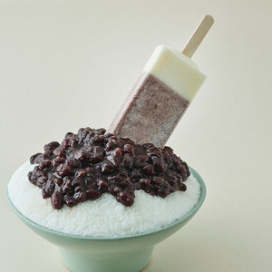 Damccot Patbingsu Coreano de Leche y Frijol Rojo, Helado Congelado, 6 Unidades de 70g, Bolsas Individuales con Empaque Interior y Exterior - Product Image 3