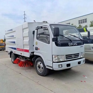 Camión de Limpieza de Calles con Escoba Rotatoria de 6000L a Bajo Precio en China - Product Image 2