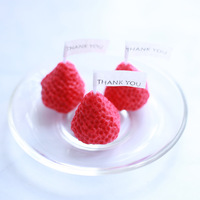 Großhandel 3d Design Erdbeer frucht Silikon form für Kerzen wachs Epoxidharz Seife Schokoladen kuchen Dekoration