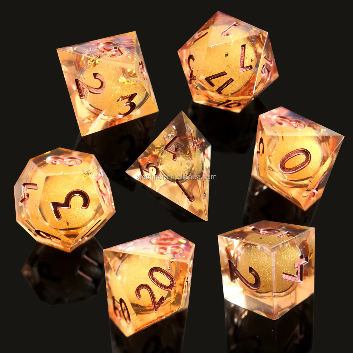 Liquid Core Dice Full Set Handmade Resin Sharp Edge Polyhedral DnD Dice Set For Role Playing Games Gold Dices