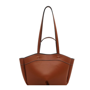 Bolso de mano unisex de alta gama, diseño plegable con cremallera, capacidad de 1 litro, bolso versátil de un solo hombro, bolsos de alta calidad a la moda - Product Image 5