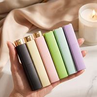 Meilleure Vente : Flacon Vaporisateur de Parfum Vide 10ml, Boîtier en Plastique ABS à Ouverture Rotative, Fiole en Verre à Coins Arrondis, Personnalisable, 100 Pièces