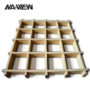 Moderne Custom Open Cel Metalen Grille Kleur Hout Gebouw Aluminium Vierkante Plafondtegels Waterdicht Geperforeerd Artistiek Raster - Product Image 3
