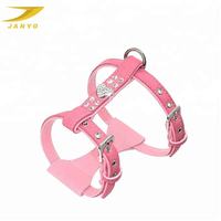 Harnais pour chien en cuir véritable avec strass en forme de cœur personnalisé, en cuir PU rouge souple, réglable avec anneau en D métallique, gilet de promenade pour animaux de compagnie
