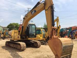 Excavadora de cadenas Caterpillar 312 usada, robusta y duradera, de 12 toneladas, modelos 312B, 312C, 312D, para mantenimiento de carreteras. - Product Image 2