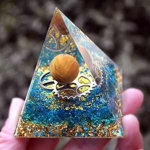 Pirámide de Cristal de Resina Epoxi, Adorno de Ojo de Tigre, Engranaje de Cristal Azul, Decoración para el Hogar, Coleccionable, Decoración de Escritorio - Product Image 3