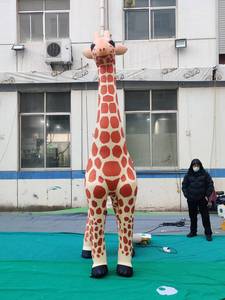 Décoration <span class=keywords><strong>de</strong></span> divertissement : Sculpture animale gonflable géante personnalisée en forme <span class=keywords><strong>de</strong></span> <span class=keywords><strong>girafe</strong></span> pour exposition - Product Image 1