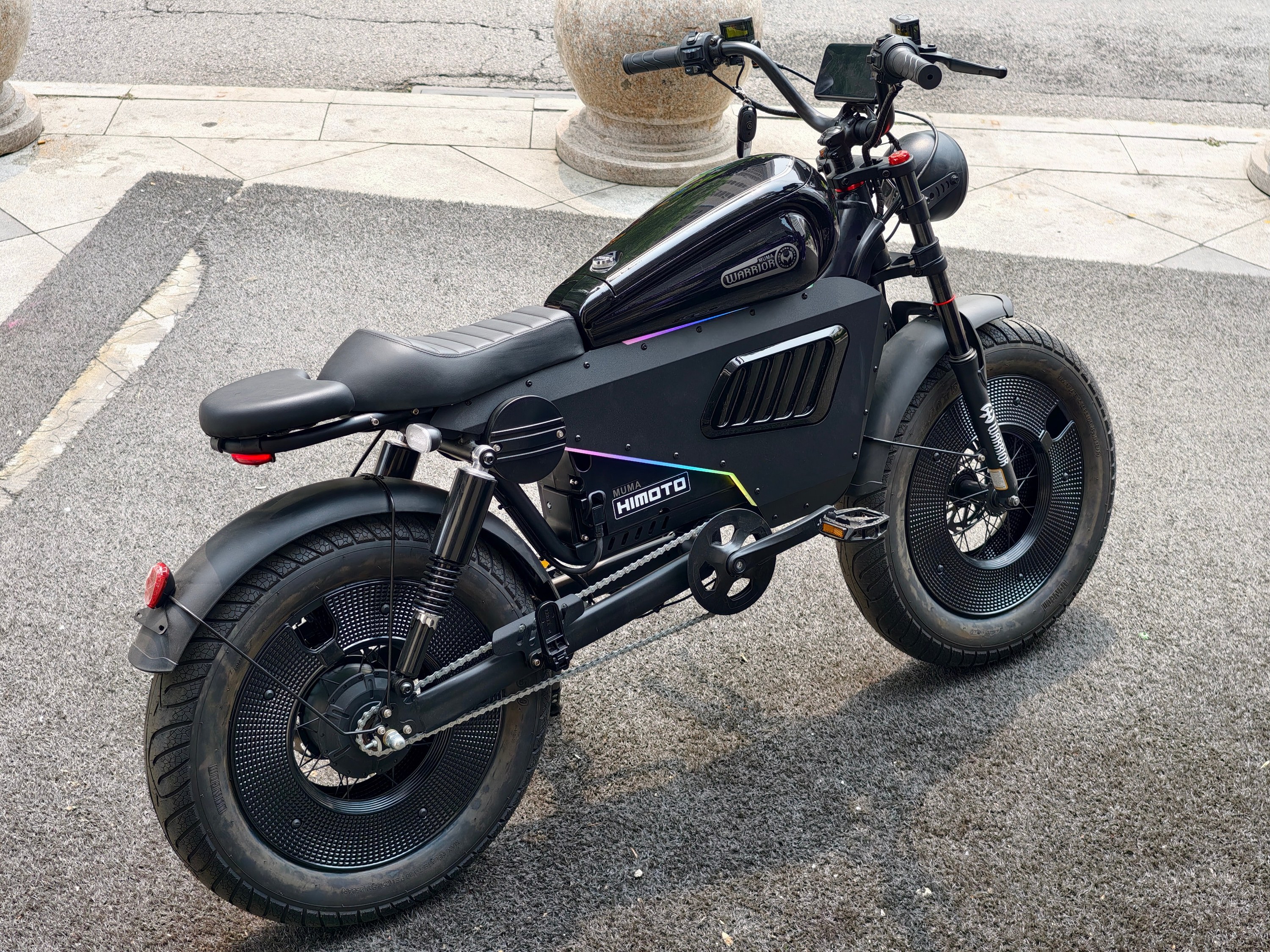 Alibaba.com上の高品質なスーパー73電動自転車メーカーとスーパー73