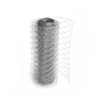 Grillage hexagonal en fil galvanisé et recouvert de PVC/PE pour élevages avicoles
