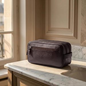 Sac à main en PU pour homme avec logo personnalisé, grande capacité, léger, résistant à l'usure, sac de toilette de luxe, vente en gros - Product Image 3