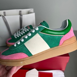 Zapatos casuales de lujo para hombre, con remaches de diseñador, de malla transpirable, estilo skate, de caña baja, zapatillas deportivas robustas - Product Image 6