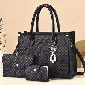 Nouveaux arrivages : sacs à main pour femmes en gros, sacs en cuir PU de marque, sacs en cuir matelassés tendance pour femmes, sacs à main de luxe pour femmes - Product Image 1