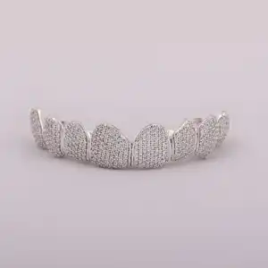 Glitzernder und glänzender Zahnschmuck voll eingebelast Grillz oben untere Moissanit Diamant anpassbare Farbe Zähne für Herren Damen Geschenk