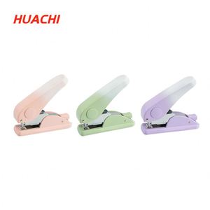 Agrafeuse manuelle portable légère en plastique HUACHI, capacité d'agrafage 24/6-80 agrafes, capacité de 25 feuilles, économie de travail - Product Image 1