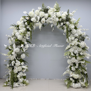 Arche florale artificielle de luxe faite à la main avec un design élégant en forme de U pour les mariages et les événements de rentrée scolaire - Product Image 3