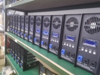 CL-804PS Contrôleur de lumière de scène LED RGBW 8 ports 32 univers 24V ArtNet/DMX vers SPI avec garantie de 2 ans