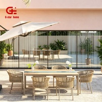 Nouvelle chaise de salle à manger d'extérieur moderne, confortable et écologique, avec structure en aluminium et tissu imperméable, idéale pour hôtel, patio, jardin, parc.