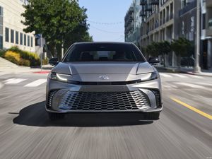 2025 עבור toyotas camrys מוגדר הטוב ביותר חדש אנרגיה סיני ספורט היברידי סדאן עור מושבים שמאל היגוי שיוט אירו vi - Product Image 5