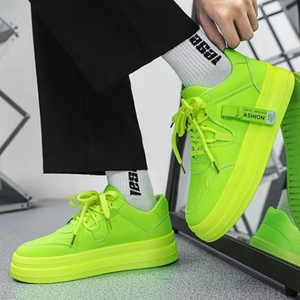 Baskets décontractées vertes minimalistes tendance, chaussures blanches à plateforme fluorescente pour hommes, baskets polyvalentes style skate - Product Image 5