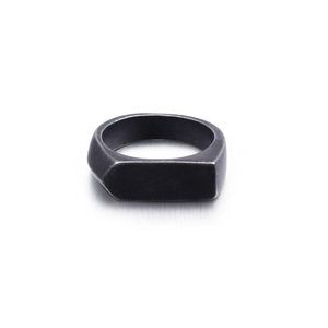 Anillo de flecha de diseño Simple <span class=keywords><strong>2021</strong></span>, anillo de acero inoxidable, joyería de moda personalizada chapada en negro - Product Image 1