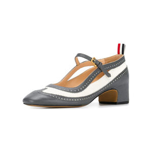 Tacchi robusti in pelle ampia vestibilità taglie forti fibbia Sexy punta quadrata Design intrecciato Laser bocca bassa eleganti scarpe Mary Janes - Product Image 1