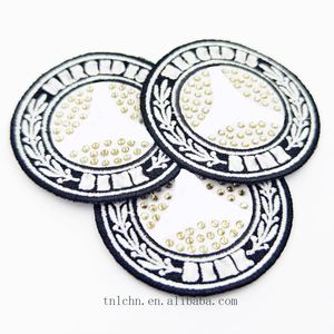 Parches Bordados con Logotipo Personalizado en Tela Twill Ecológica, Bordado Simple con Insignia de Cuentas para Gorras, Venta Caliente 2024 - Product Image 5